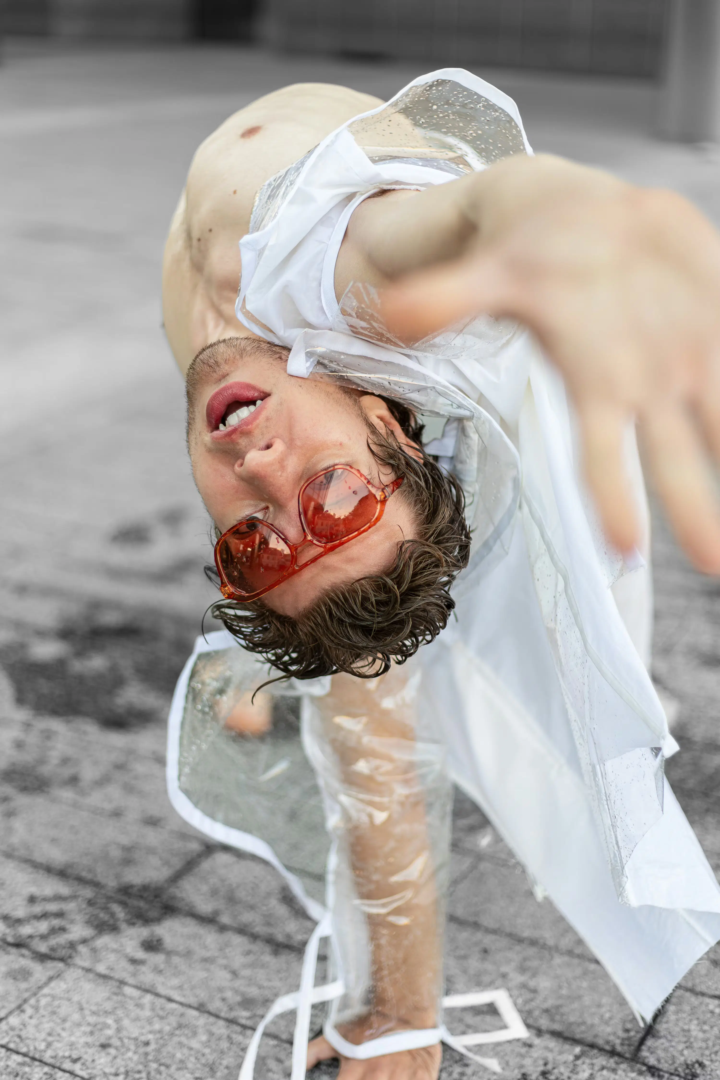 Soft, touchable body hair after a conditioner and oil softening routine