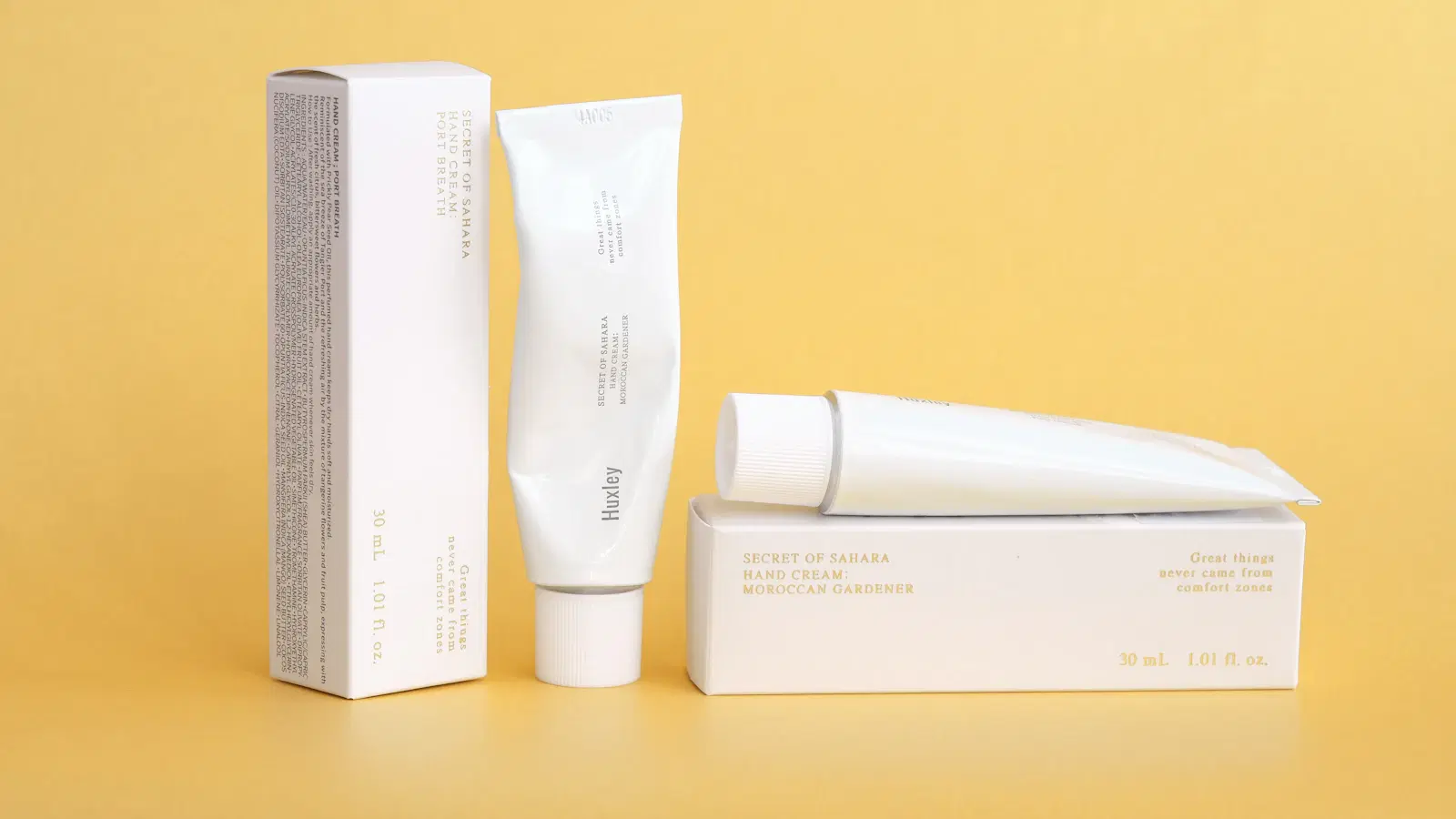 Bikini trimmer with a low guard on its shortest setting — the recommended tool for trimming the crack instead of full razor shaving