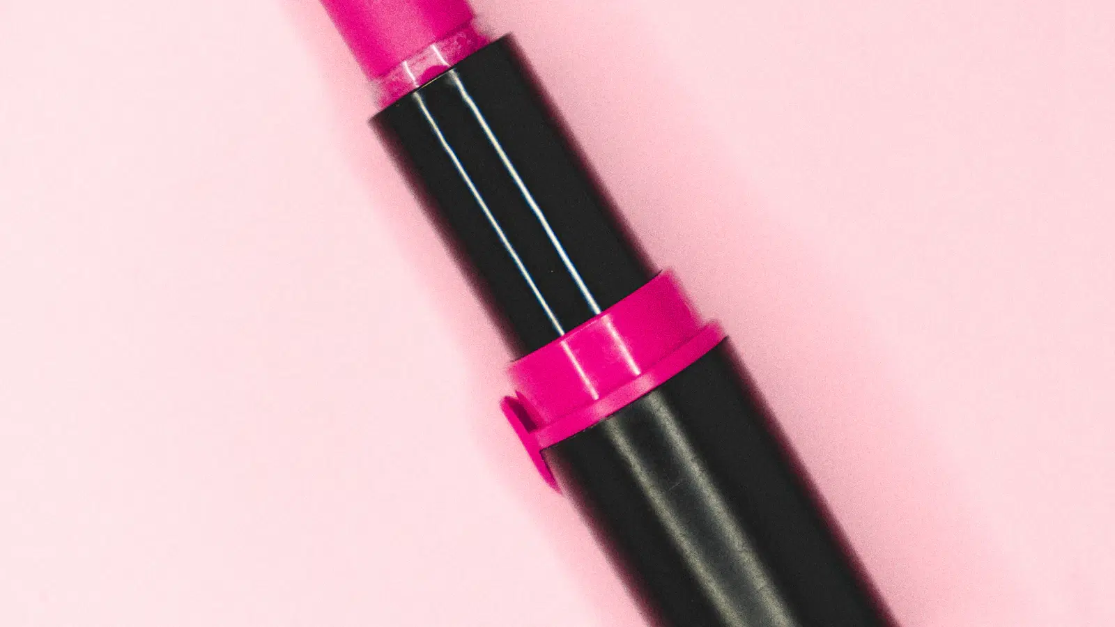 Fragrance-free aloe gel being applied to skin after Nair For Men depilatory cream use — cooling aftercare to reduce post-depilatory redness